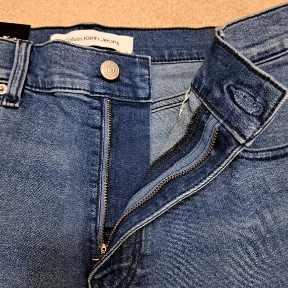 New! Calvin Klein Denim Shorts Women's Size 32 Blue High Rise Stretch Casual - Picture 4 of 10